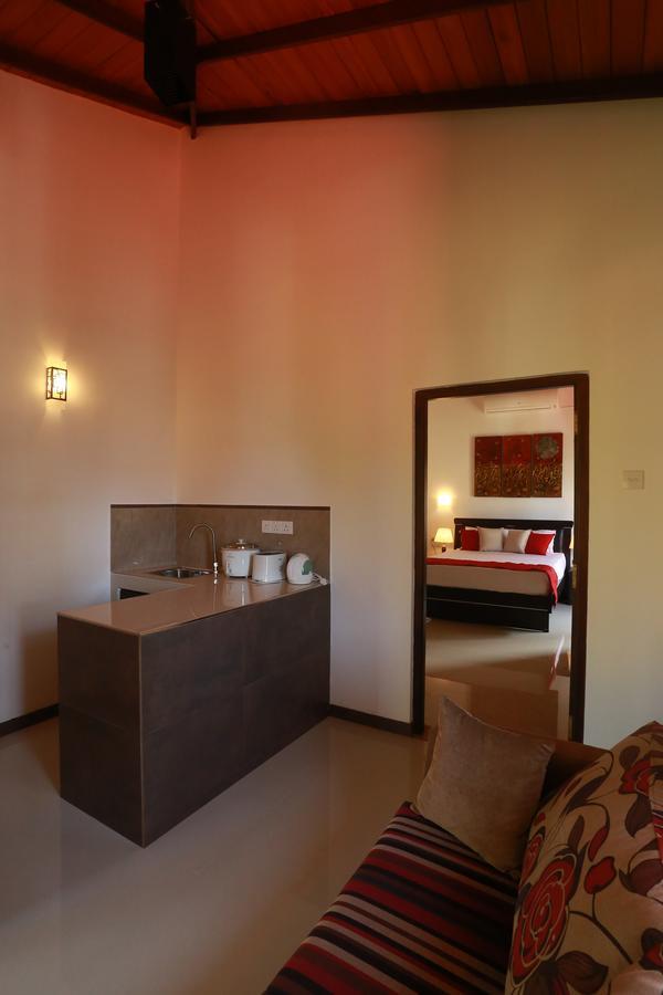 River Breeze Villa Bentota Exterior photo