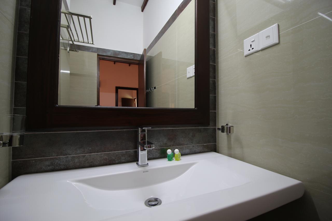 River Breeze Villa Bentota Exterior photo