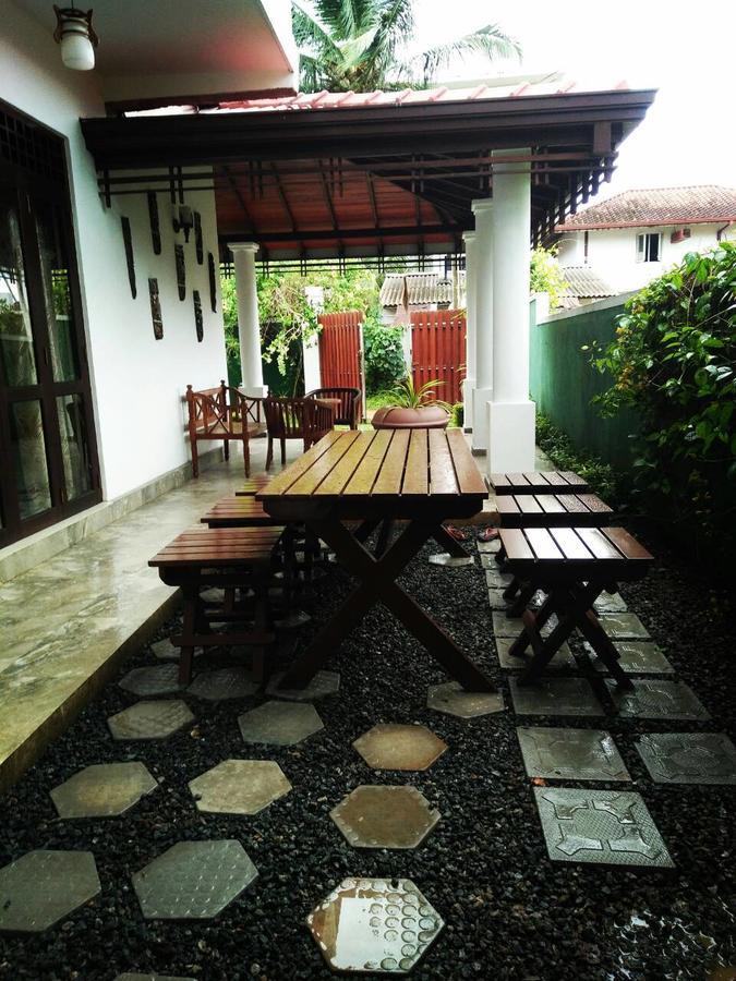 River Breeze Villa Bentota Exterior photo